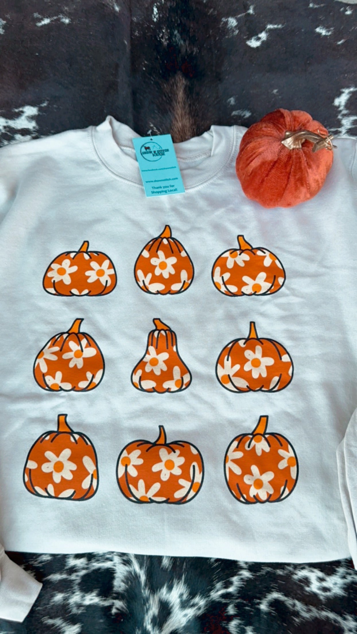 Daisy Pumpkin Sweatshirt