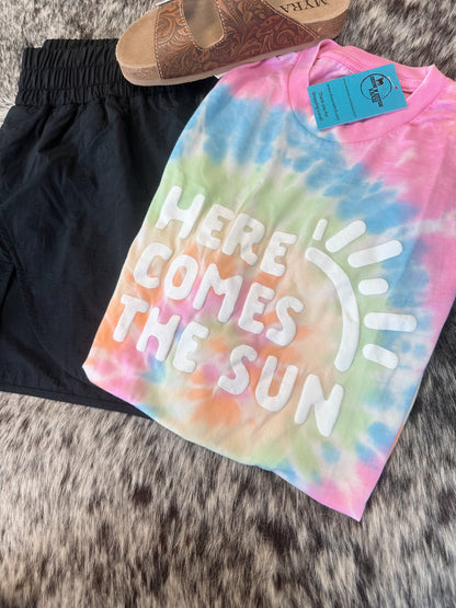 Here comes the Sun Tee